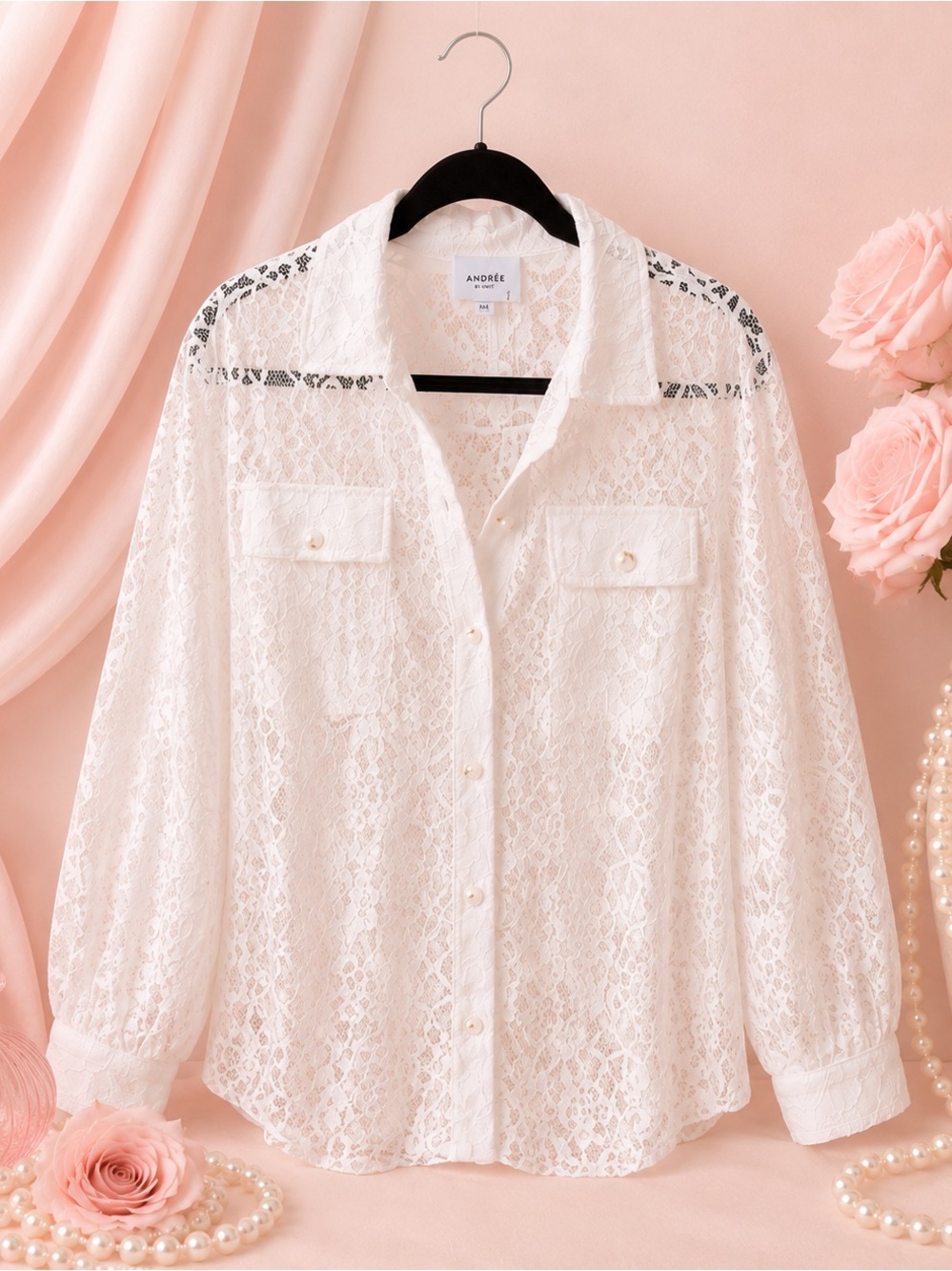 NWT Andrée by Unit White Sheer Lace Button Front Blouse Medium